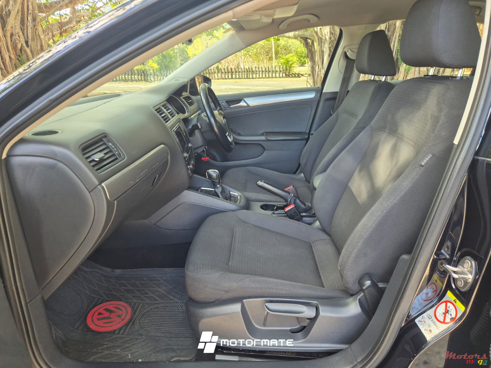 2018' Volkswagen Jetta photo #5