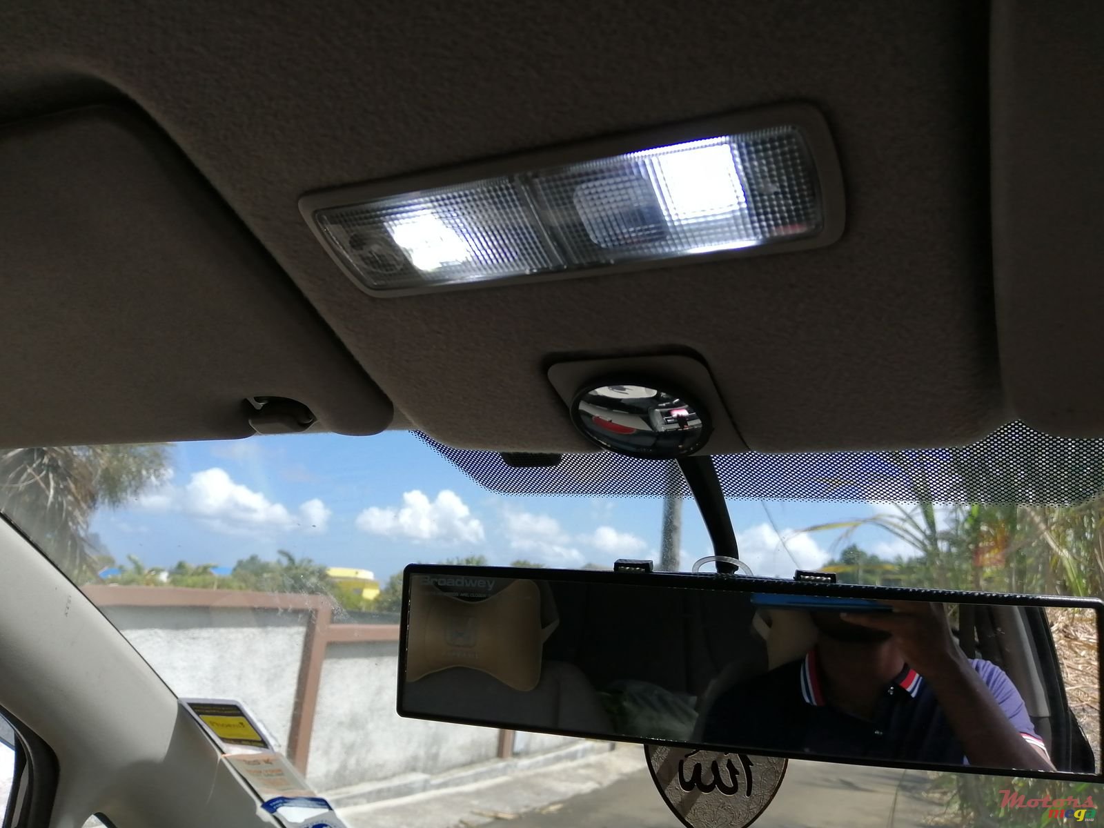 2006' Honda Fit photo #1