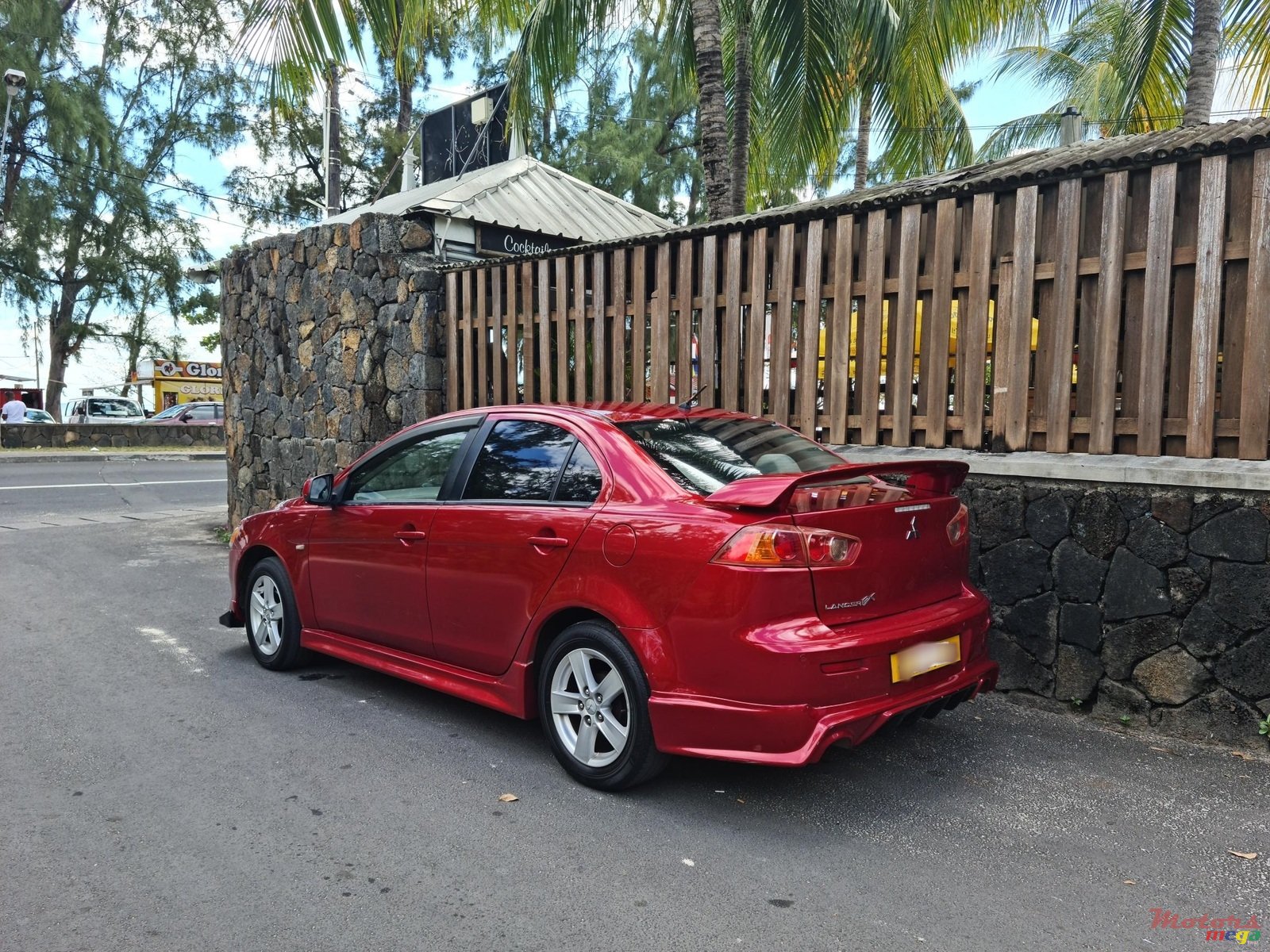 2008' Mitsubishi Lancer X photo #2
