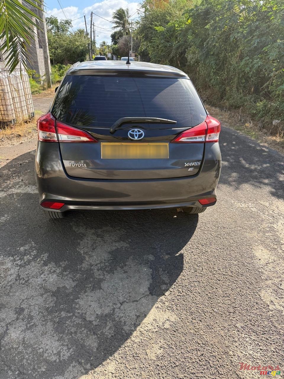 2018' Toyota Yaris photo #2