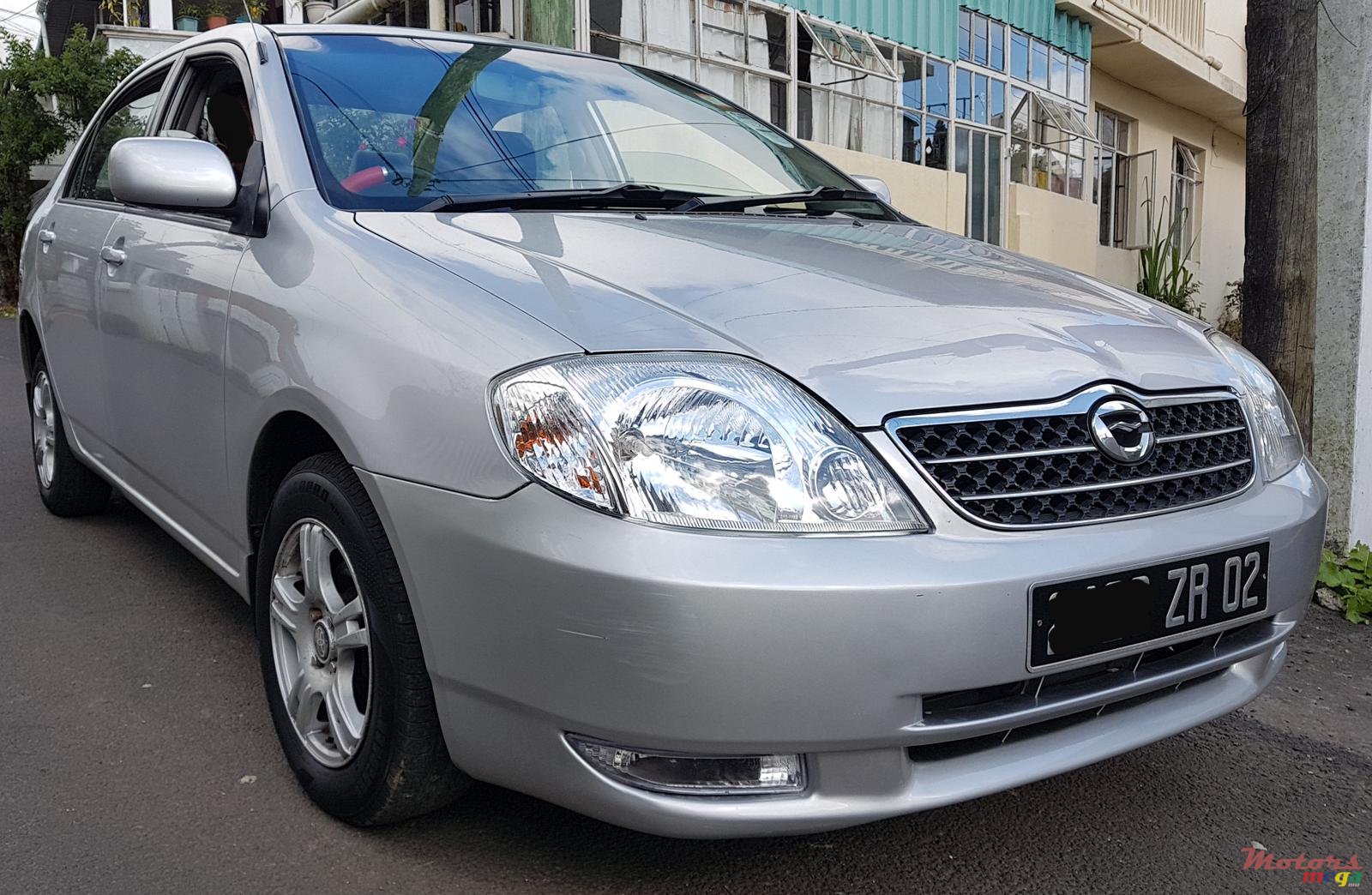 2002' Toyota Corolla photo #2