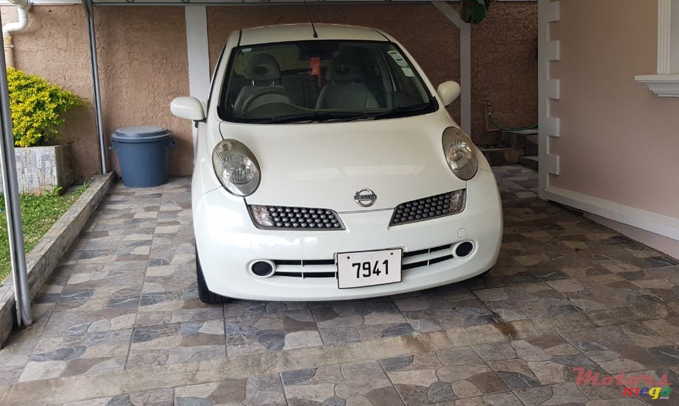 2007' Nissan March photo #1