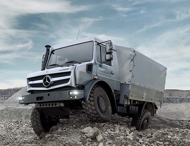 New Mercedes Unimog Debuts To The Cheers Of Little Boys Everywhere