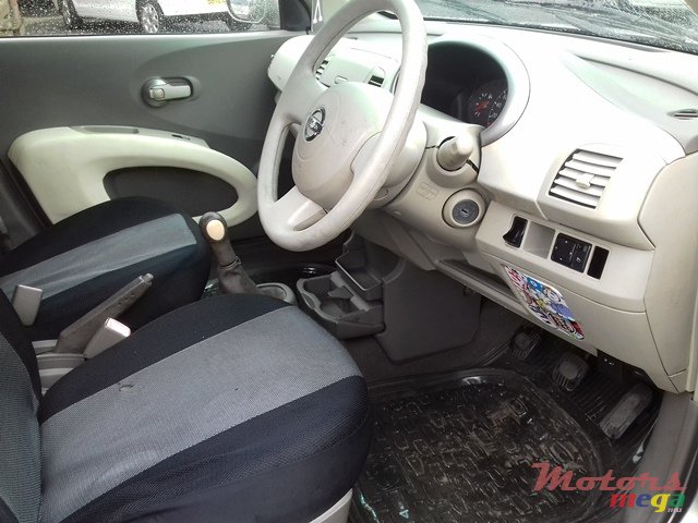 2004' Nissan March photo #7