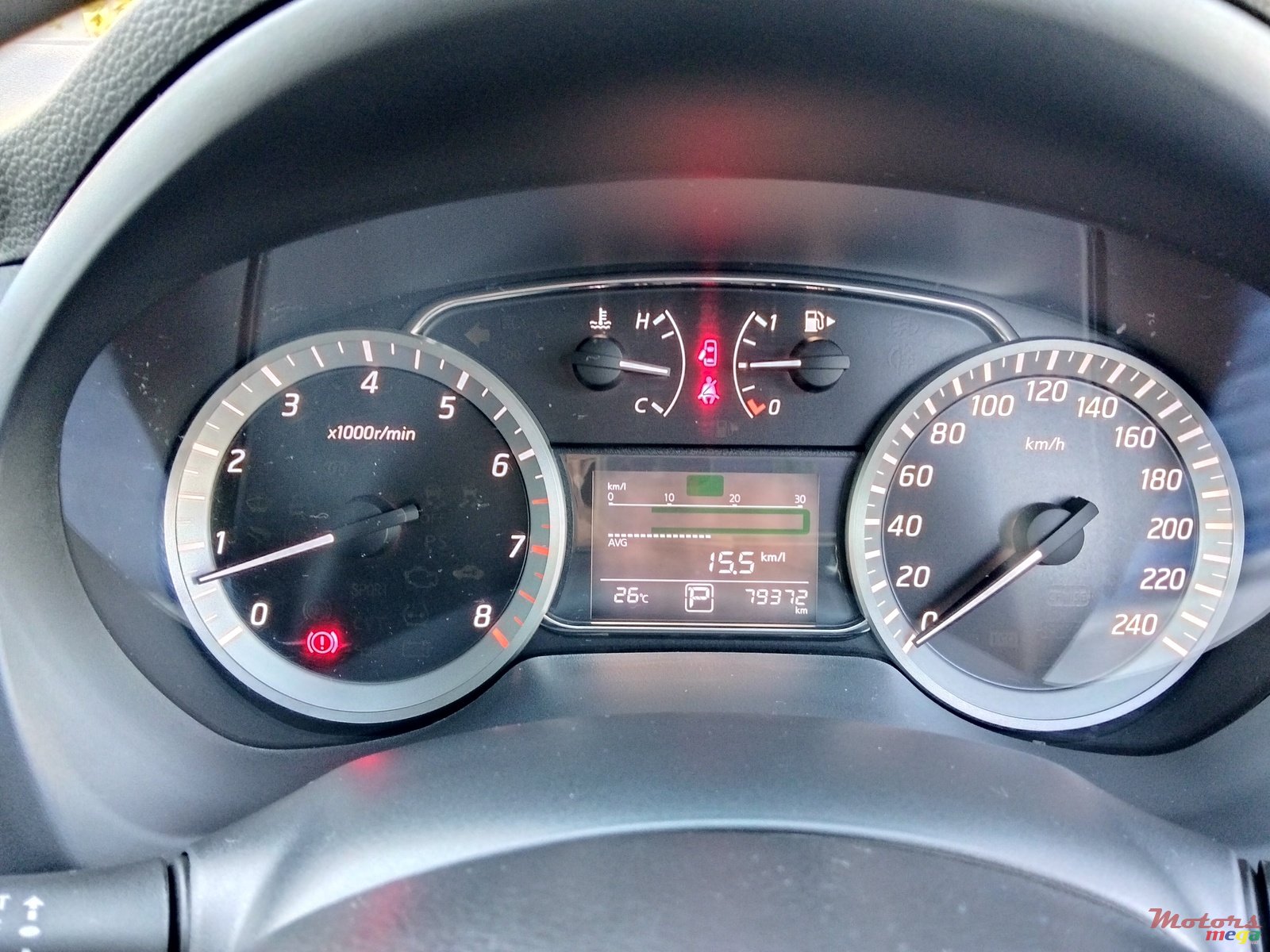 2015' Nissan Sentra Saloon photo #6