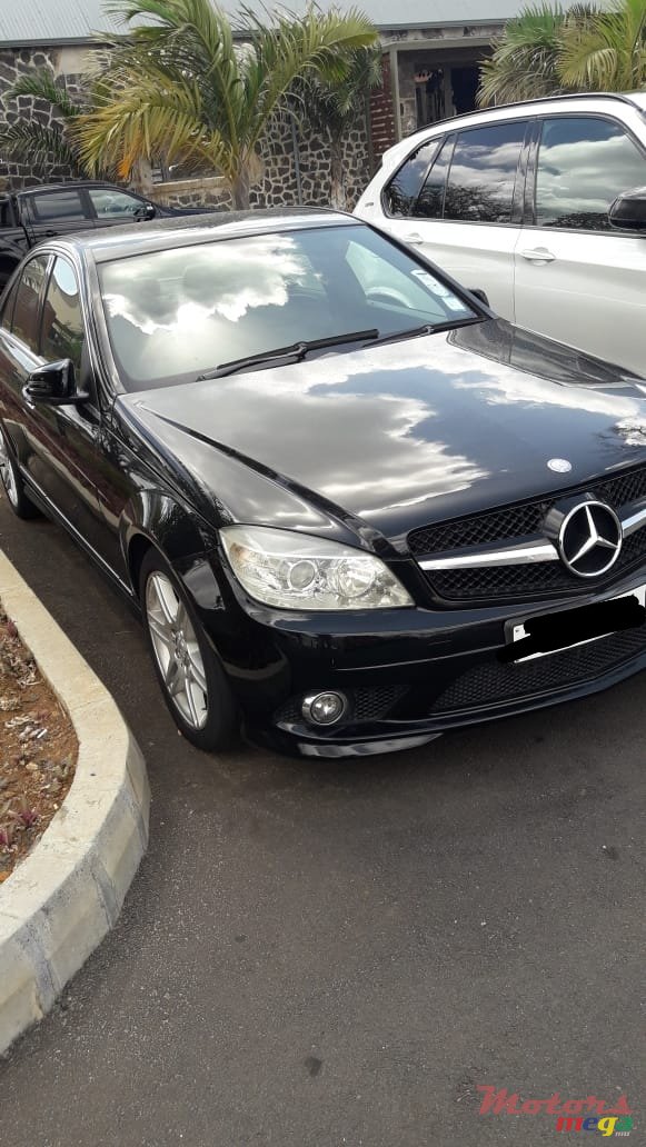 2009' Mercedes-Benz photo #5