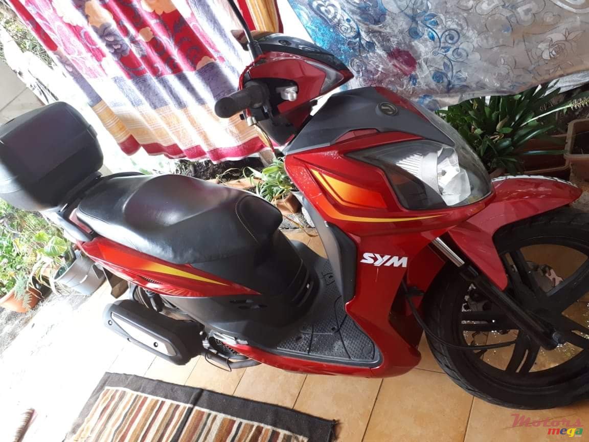 2015' SYM Symphony SR150 photo #3