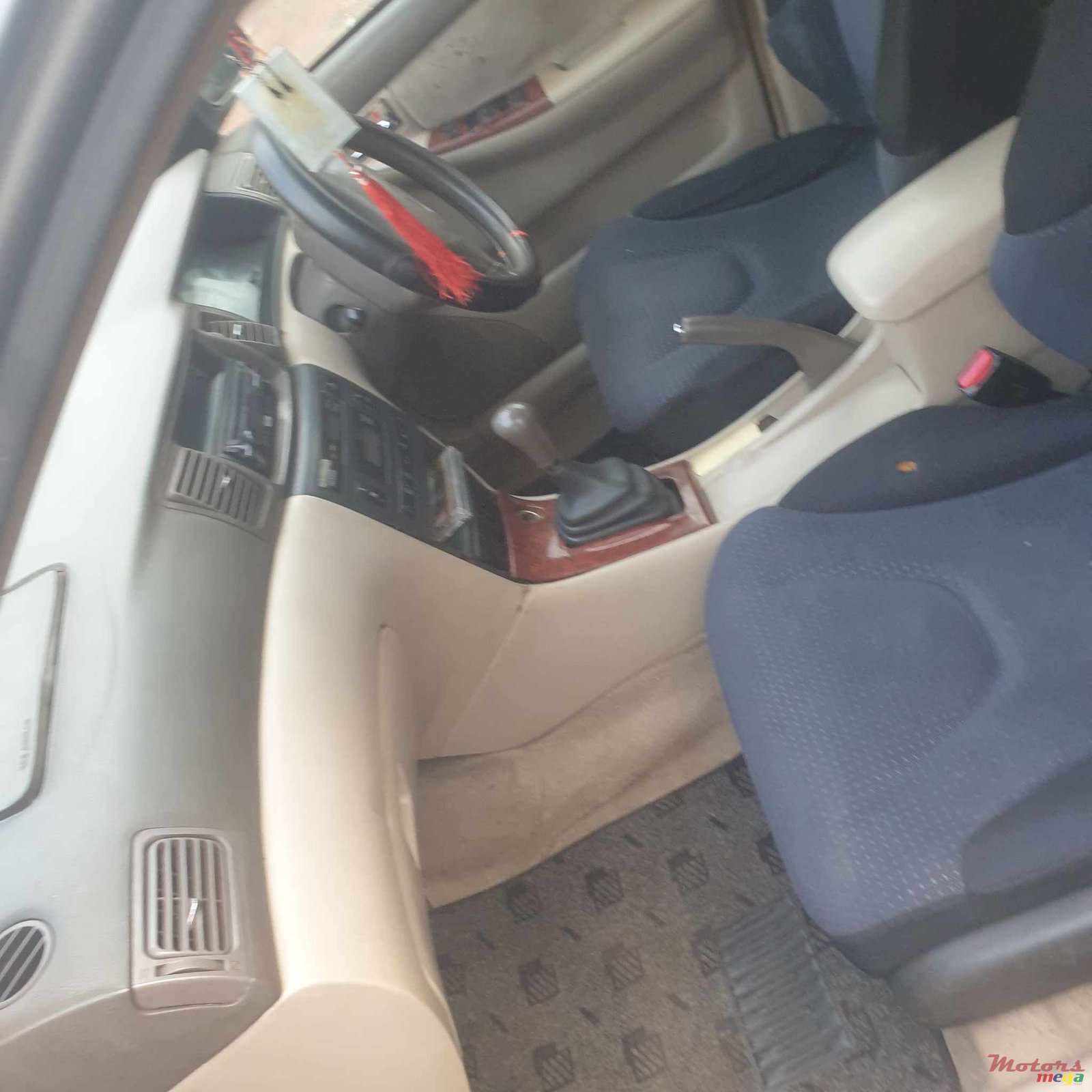 2001' Toyota Corolla photo #4