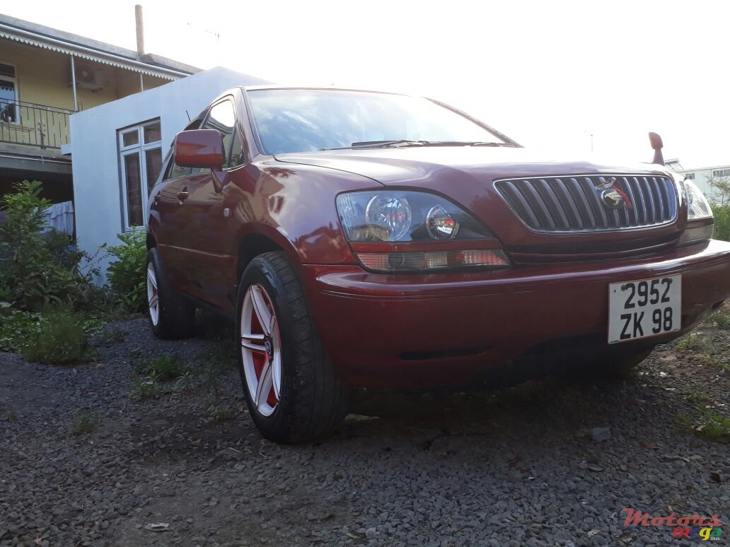 1998' Toyota Harrier Lexus photo #1