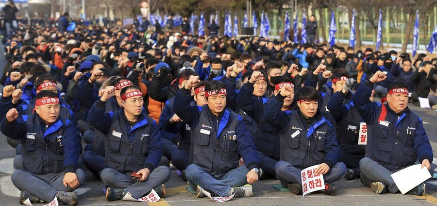 South Korea urges GM-union deal after autoworkers ransack CEO's office