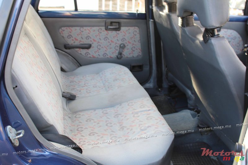 2001' Suzuki Maruti photo #5