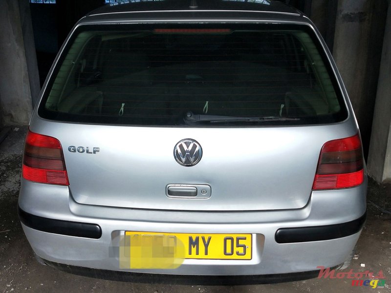 2005' Volkswagen Golf IV photo #1