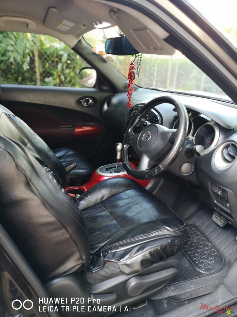 2012' Nissan Juke photo #5