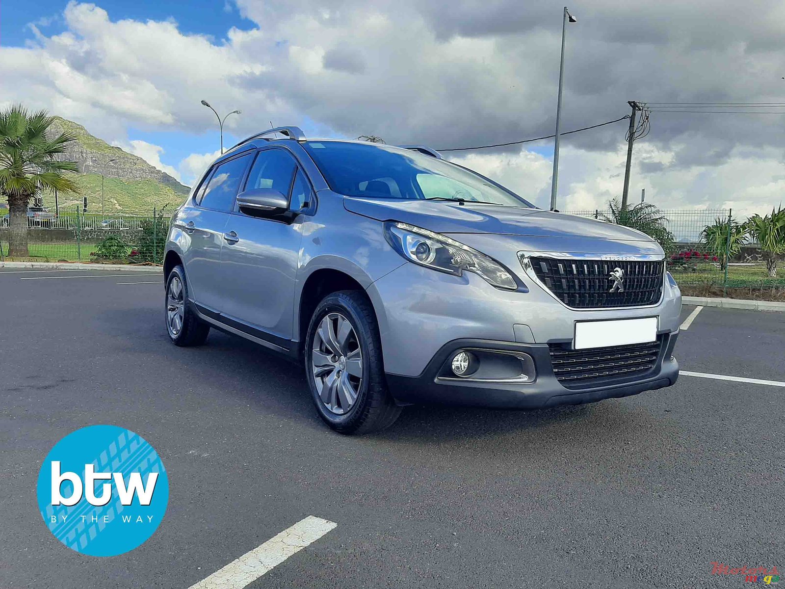 2019' Peugeot 2008 photo #1