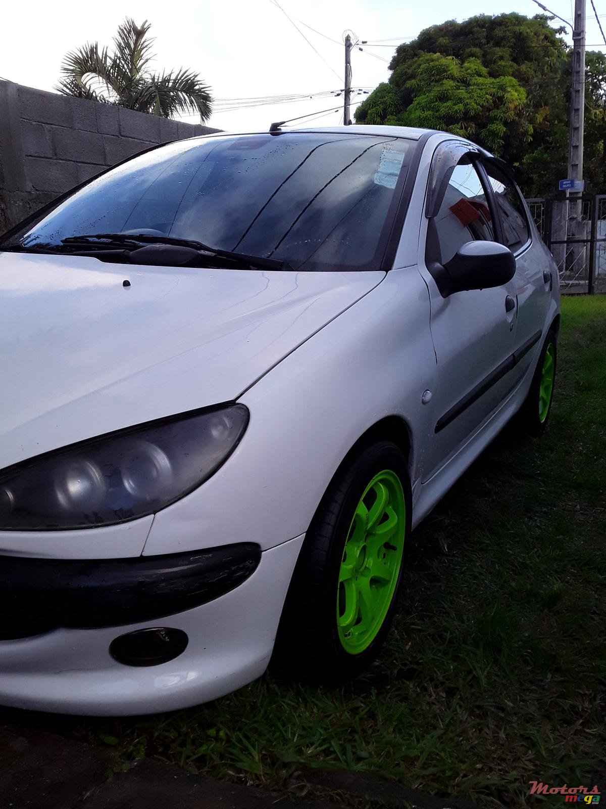 2000' Peugeot 206 photo #1