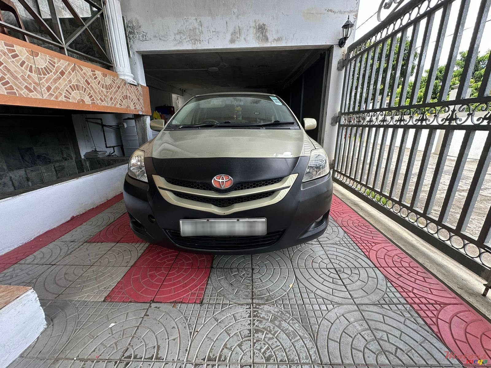 2008' Toyota Yaris photo #1