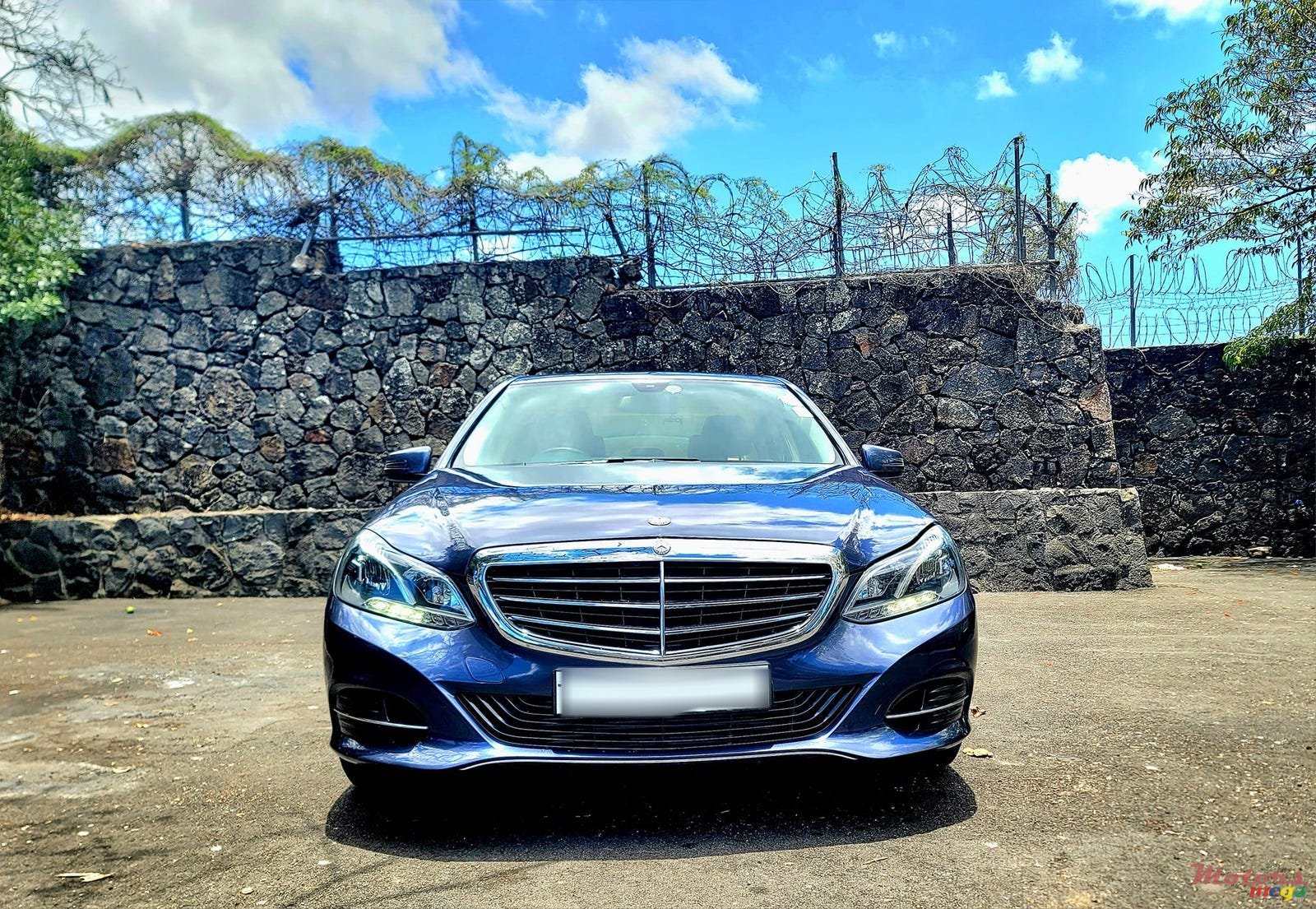 2016' Mercedes-Benz E 200 photo #1