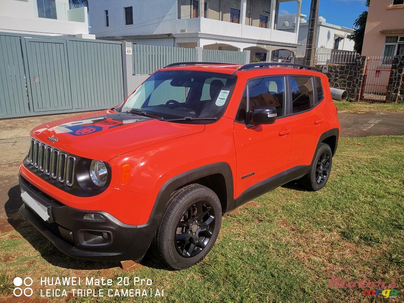 2019' Jeep Renegade Limited 4*4 Turbo photo #3