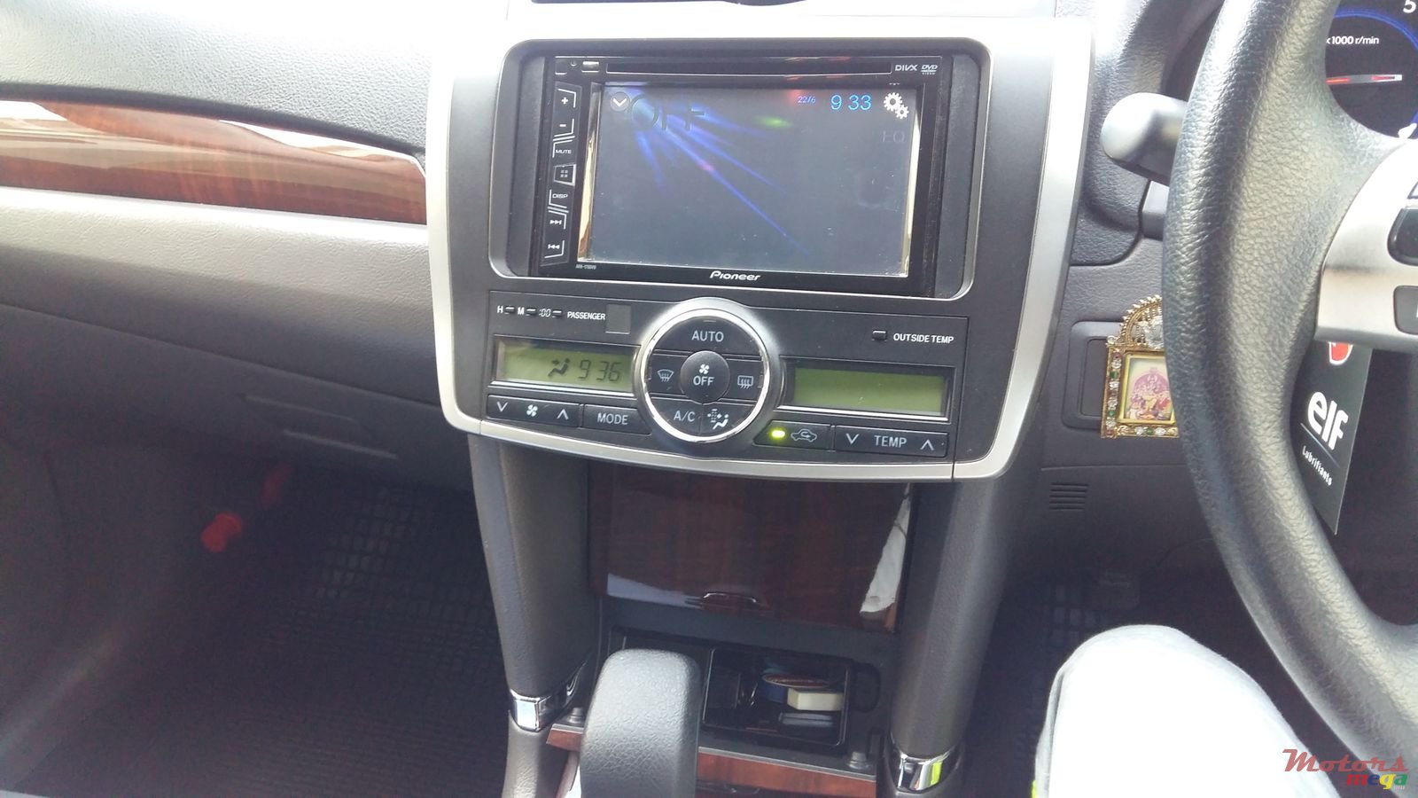 2013' Toyota photo #5