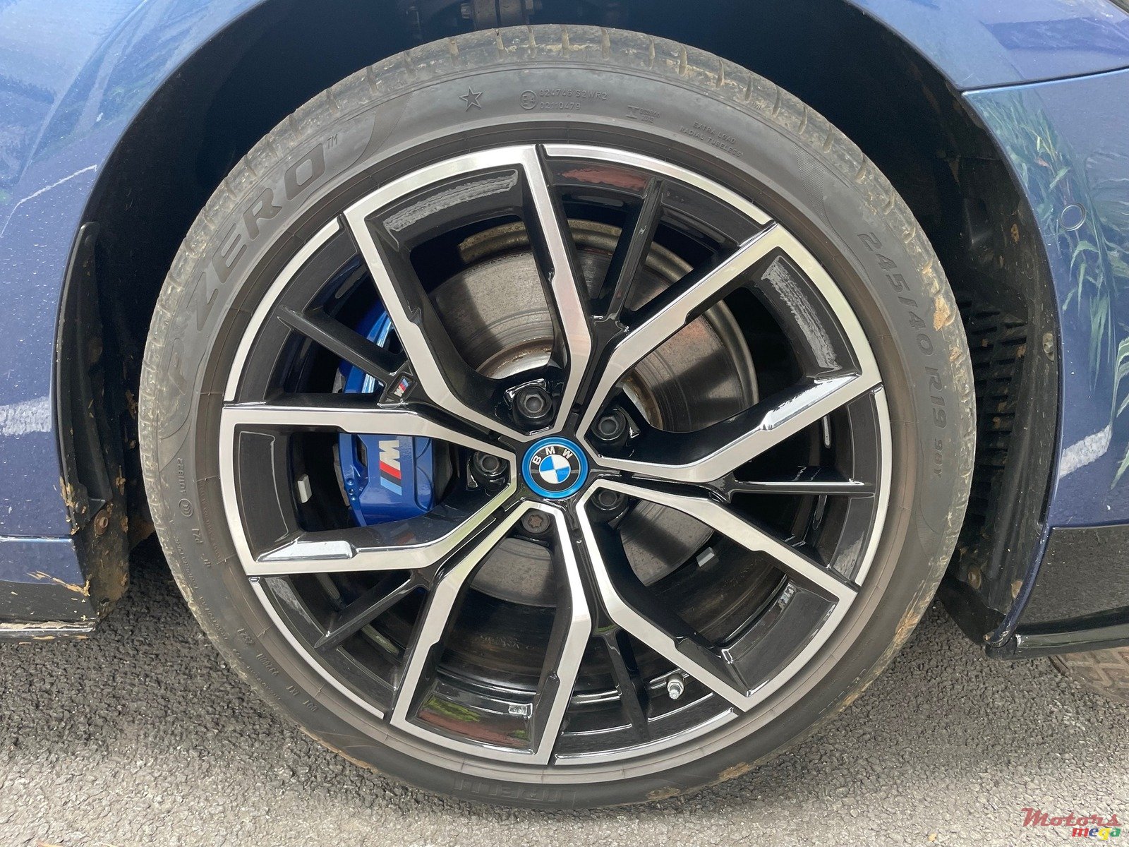 2021' BMW 530 photo #3