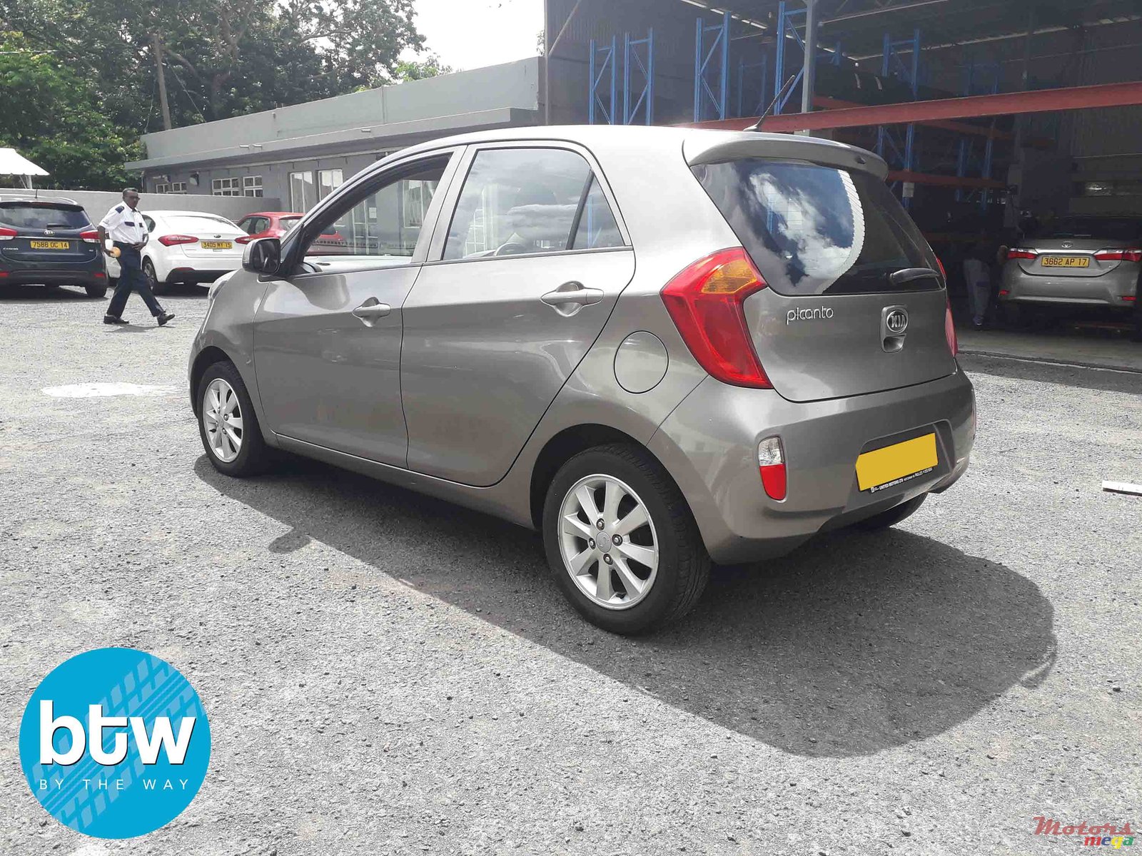 2015' Kia Picanto photo #2