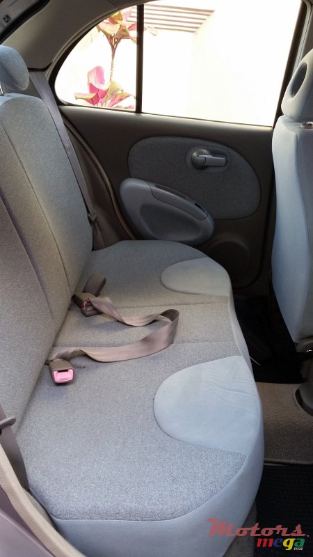 2007' Nissan March photo #5