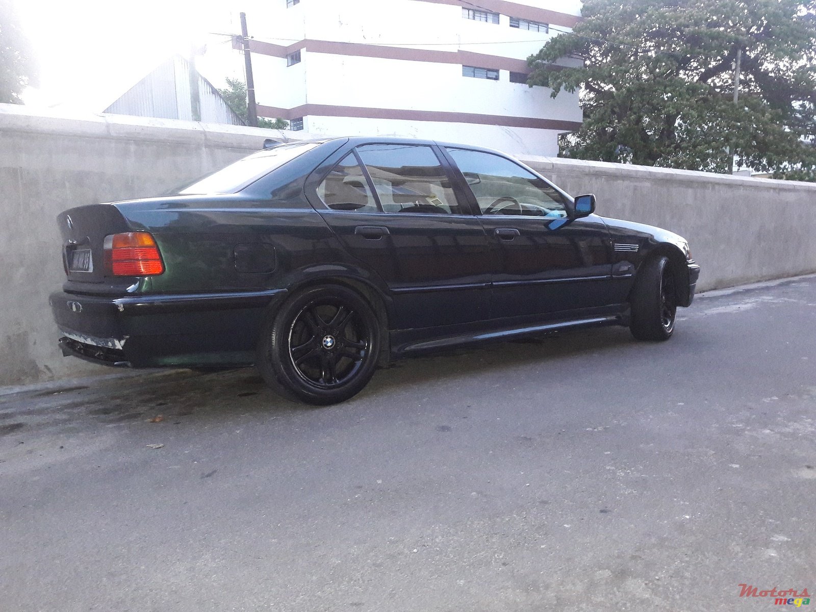 1995' BMW 318 photo #1