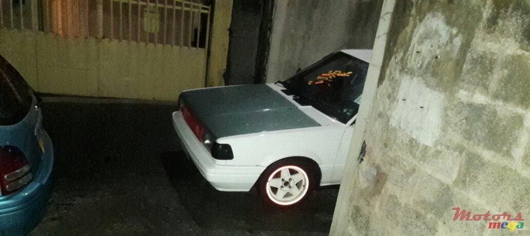 1988' Nissan Urvan B12 photo #1