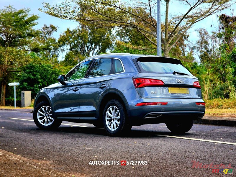 2019' Audi Q5 Quattro photo #4