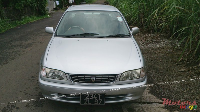 1997' Toyota Corolla ee111 se saloon photo #1