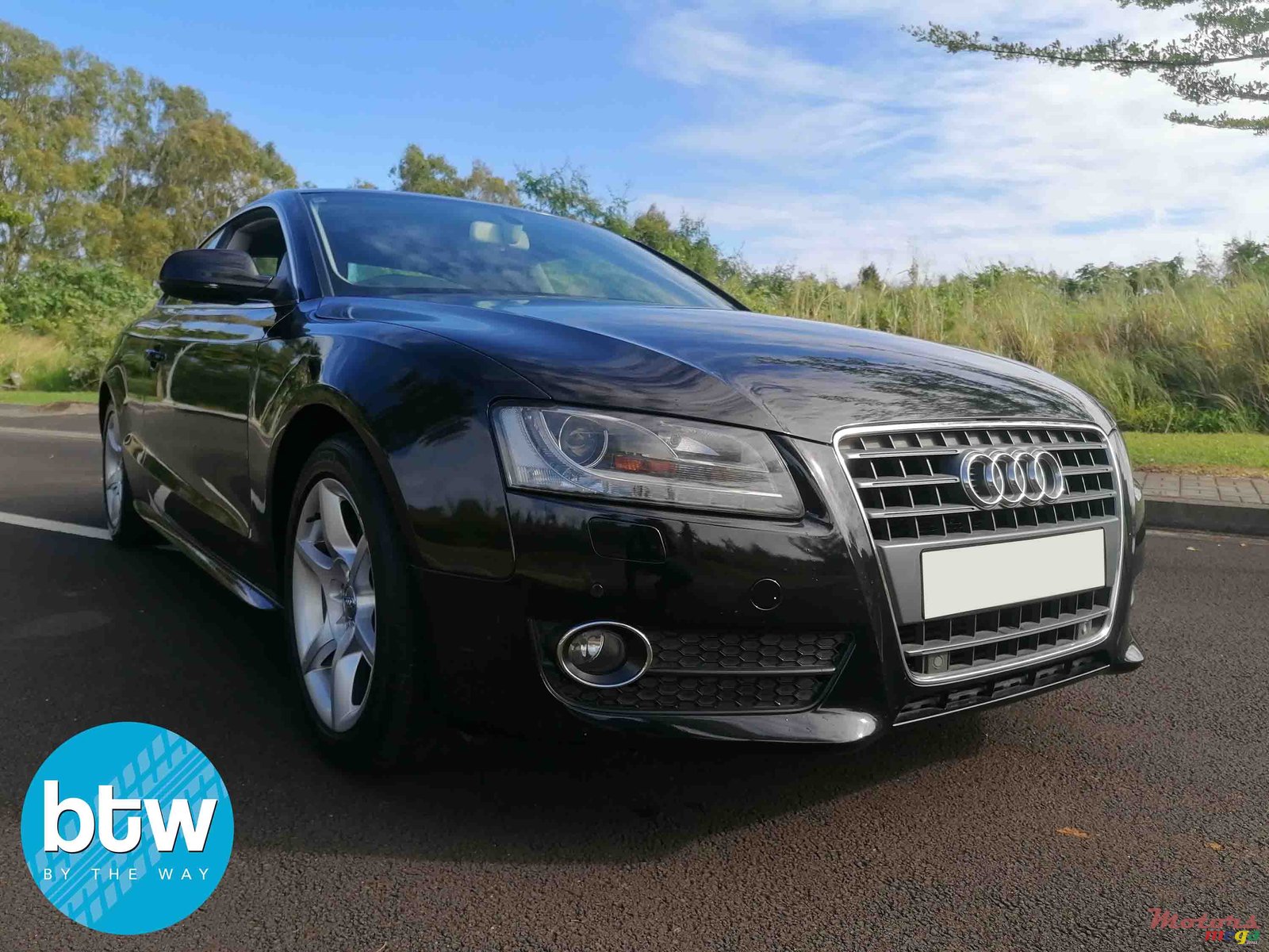 2011' Audi A5 photo #1