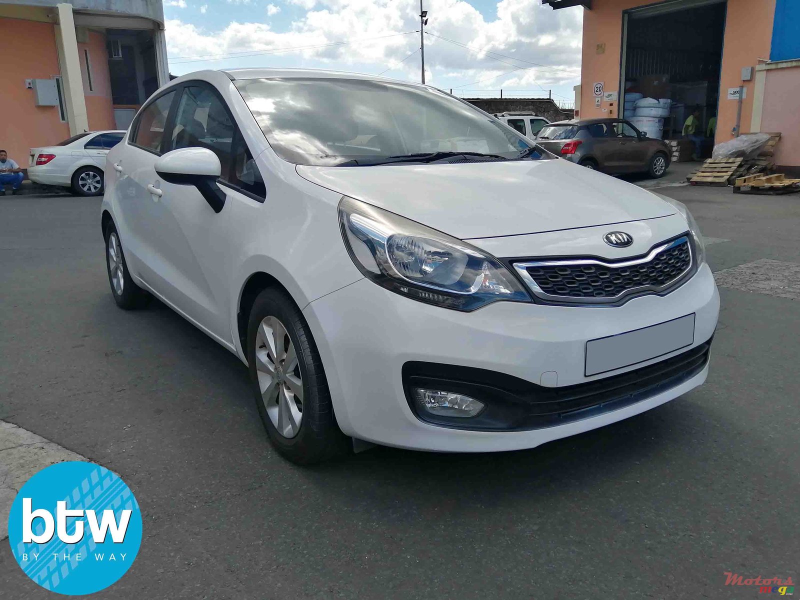 2014' Kia Rio Automatic photo #1