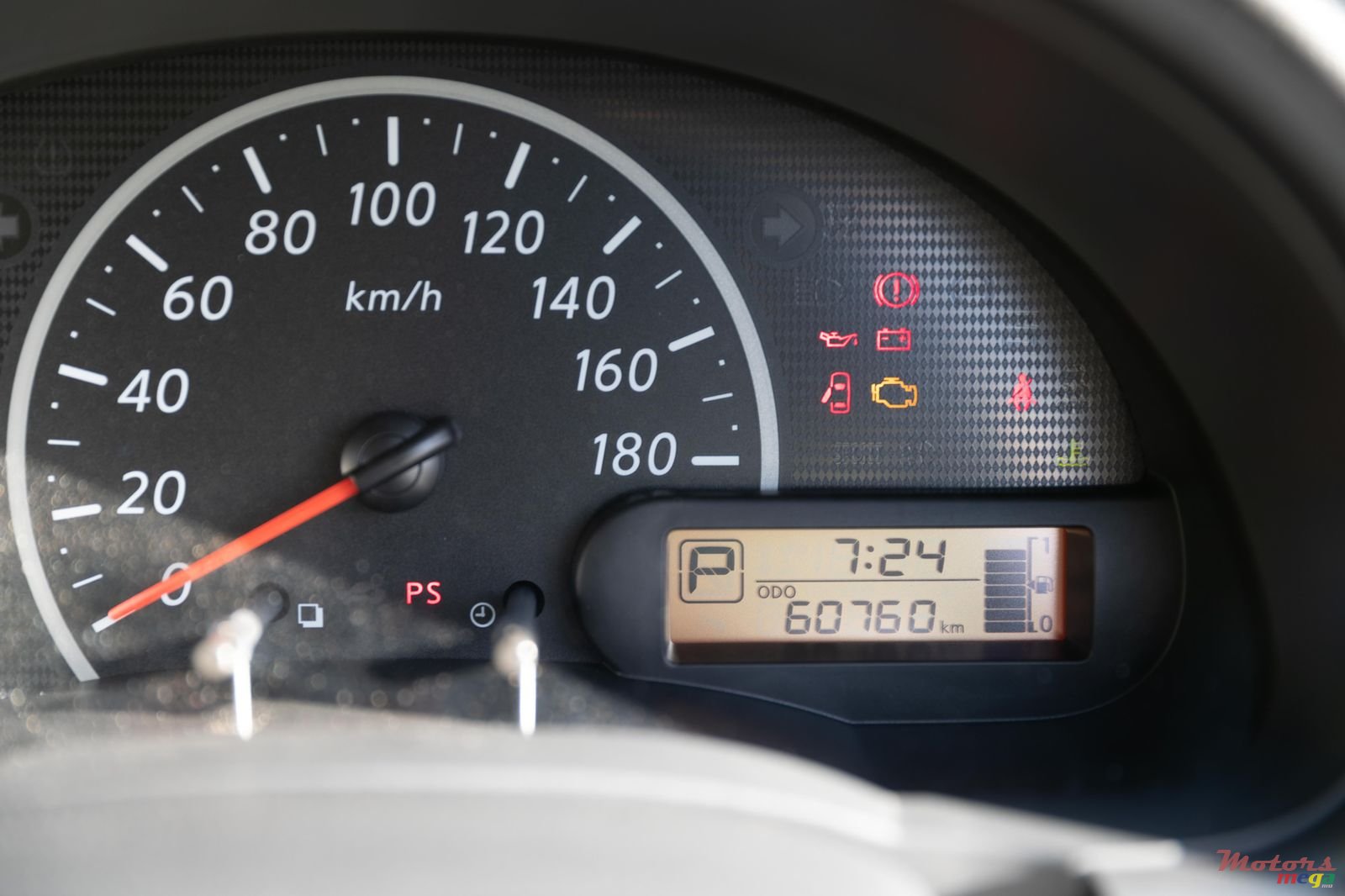 2014' Nissan March photo #5