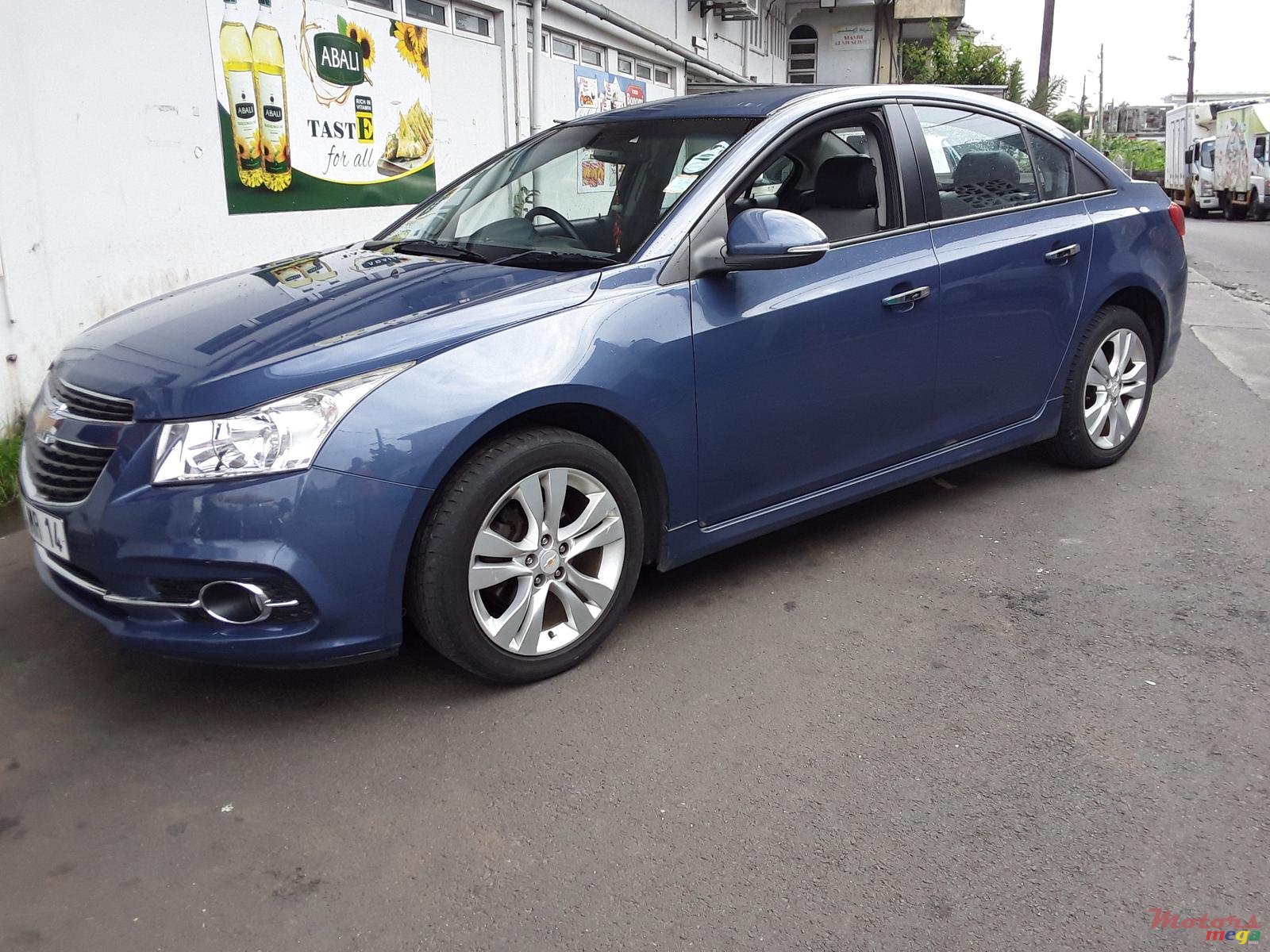 2014' Chevrolet Cruze photo #1