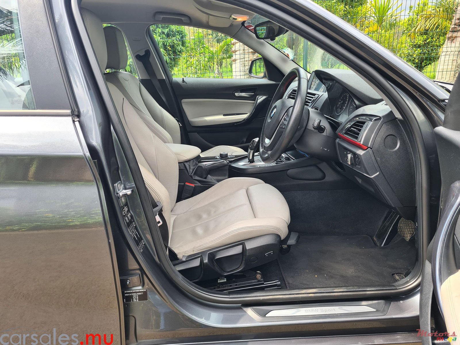 2012' BMW 116 i Sport Line 1.6 photo #6