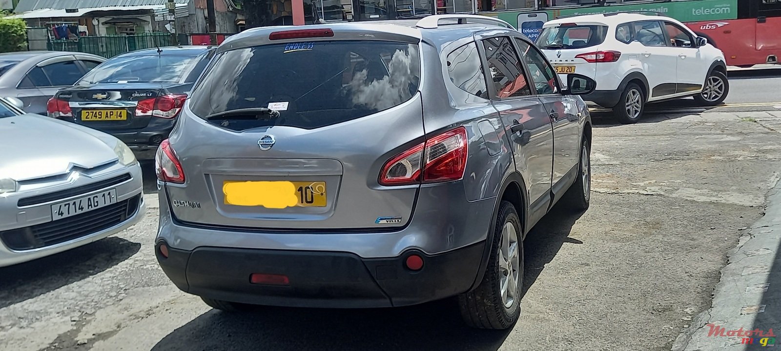 2010' Nissan Qashqai+2 photo #4