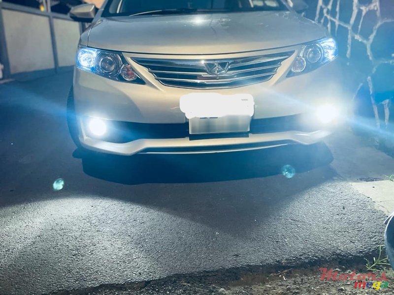 2014' Toyota Allion photo #1