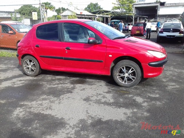 2001' Peugeot 206 photo #3