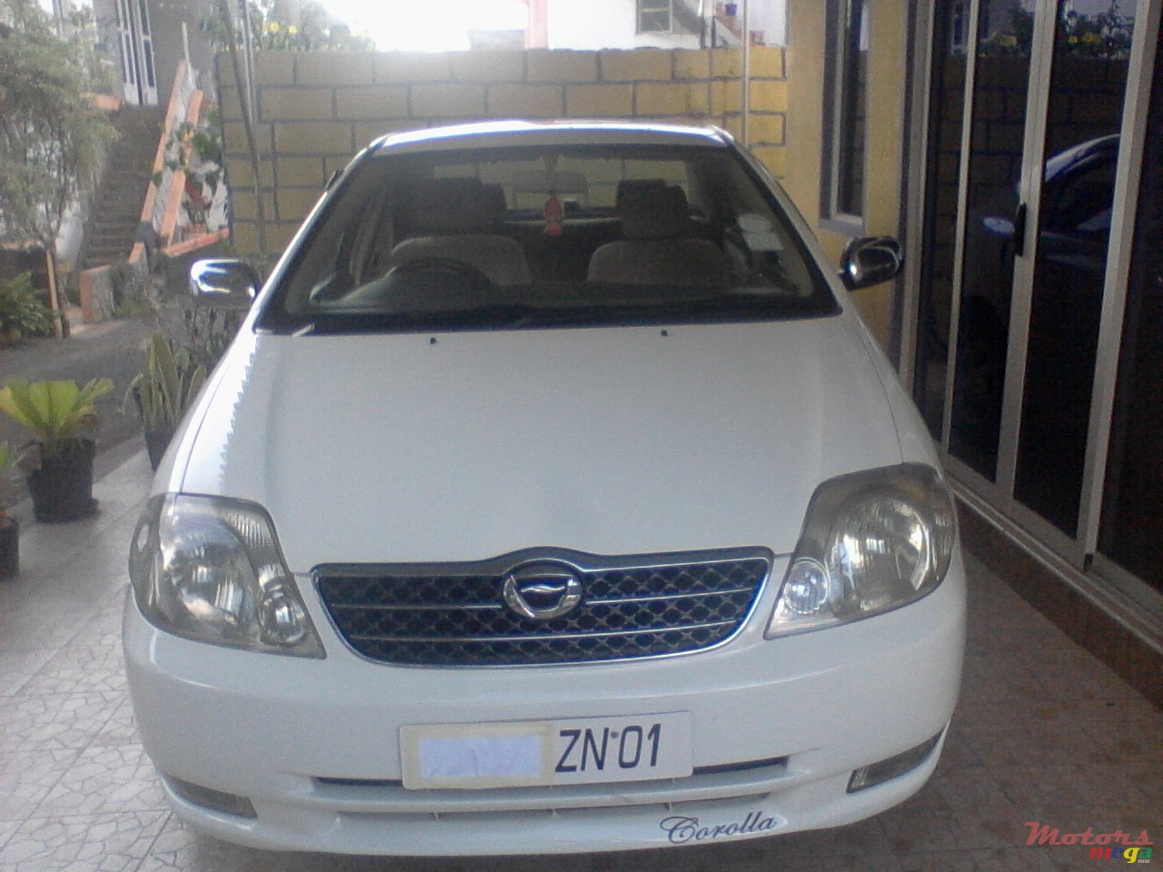 2001' Toyota Corolla photo #1