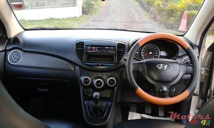 2013' Hyundai i10 photo #7