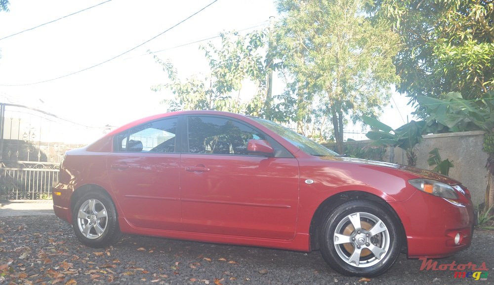 2005' Mazda 3 None photo #1