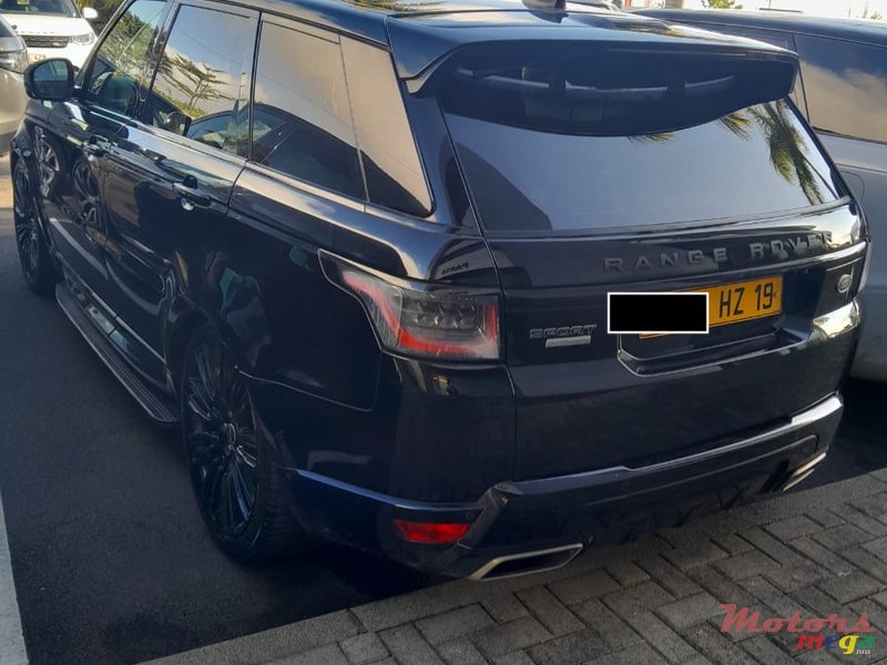 2019' Land Rover Range Rover Sport photo #5