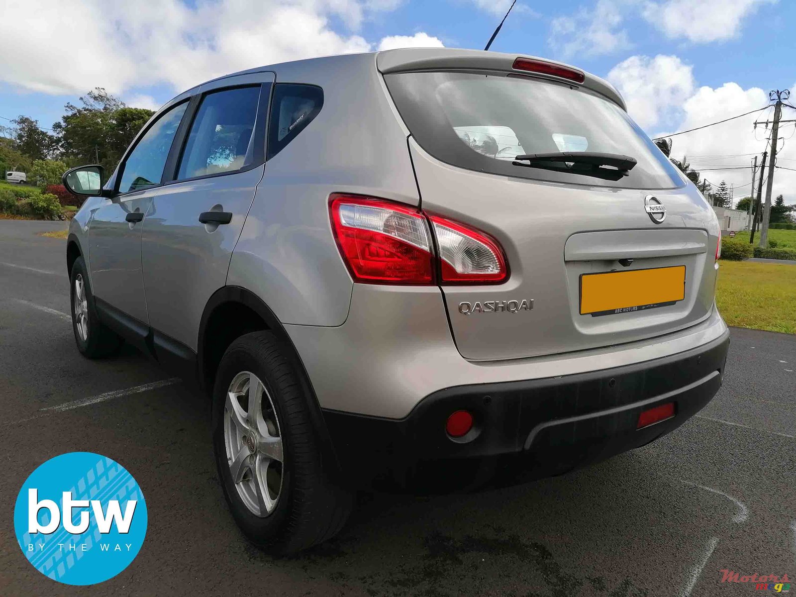 2013' Nissan Qashqai photo #3