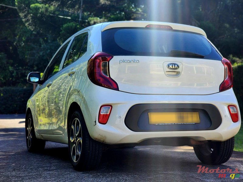 2017' Kia Picanto photo #4