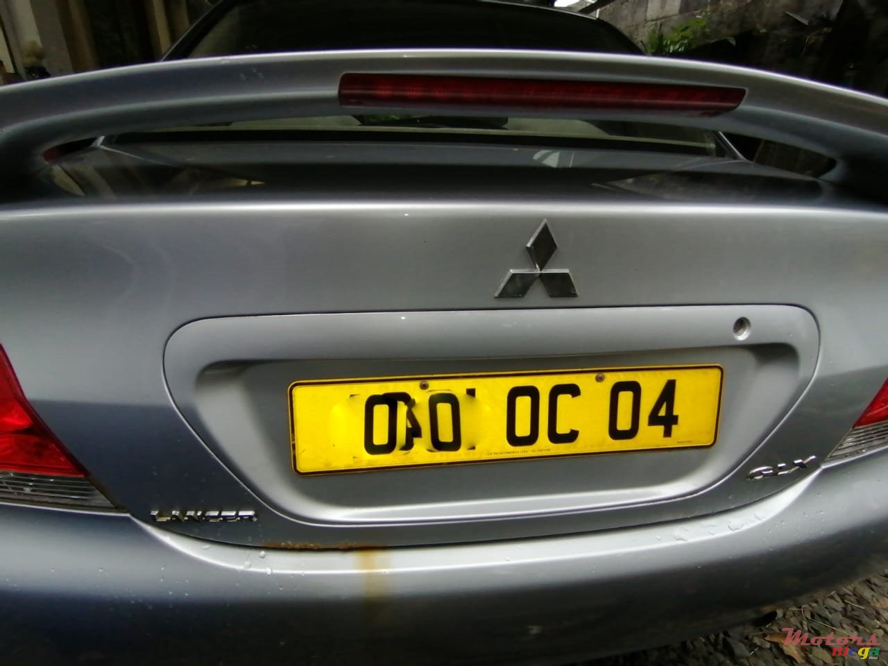 2004' Mitsubishi photo #7