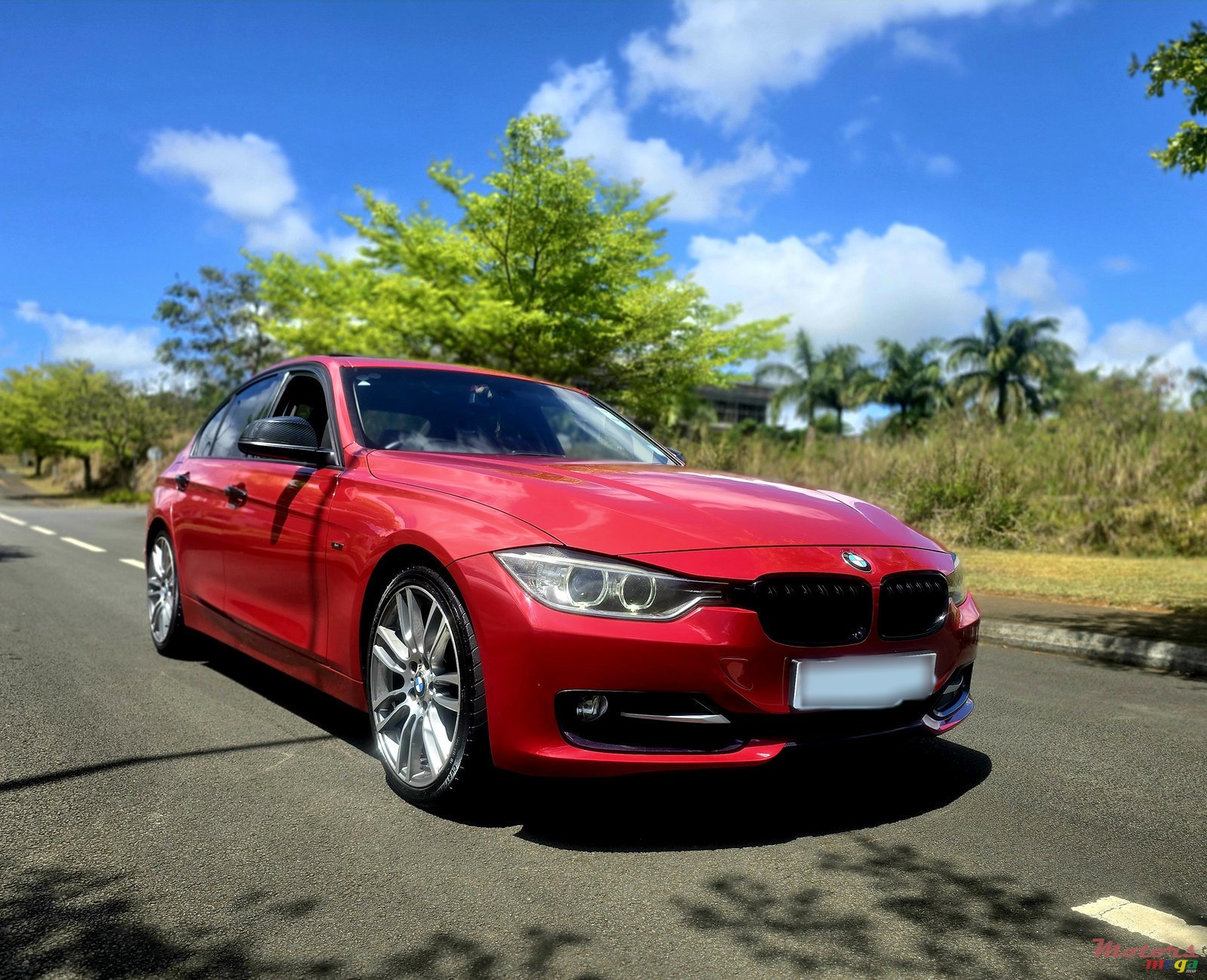 2014' BMW 3 Series Sport 1.6 photo #3