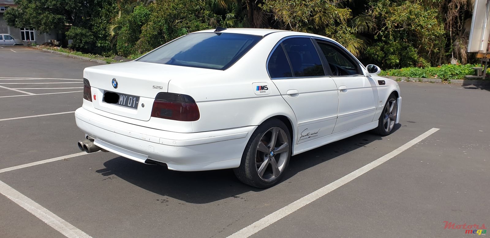 2001' BMW 525 photo #4