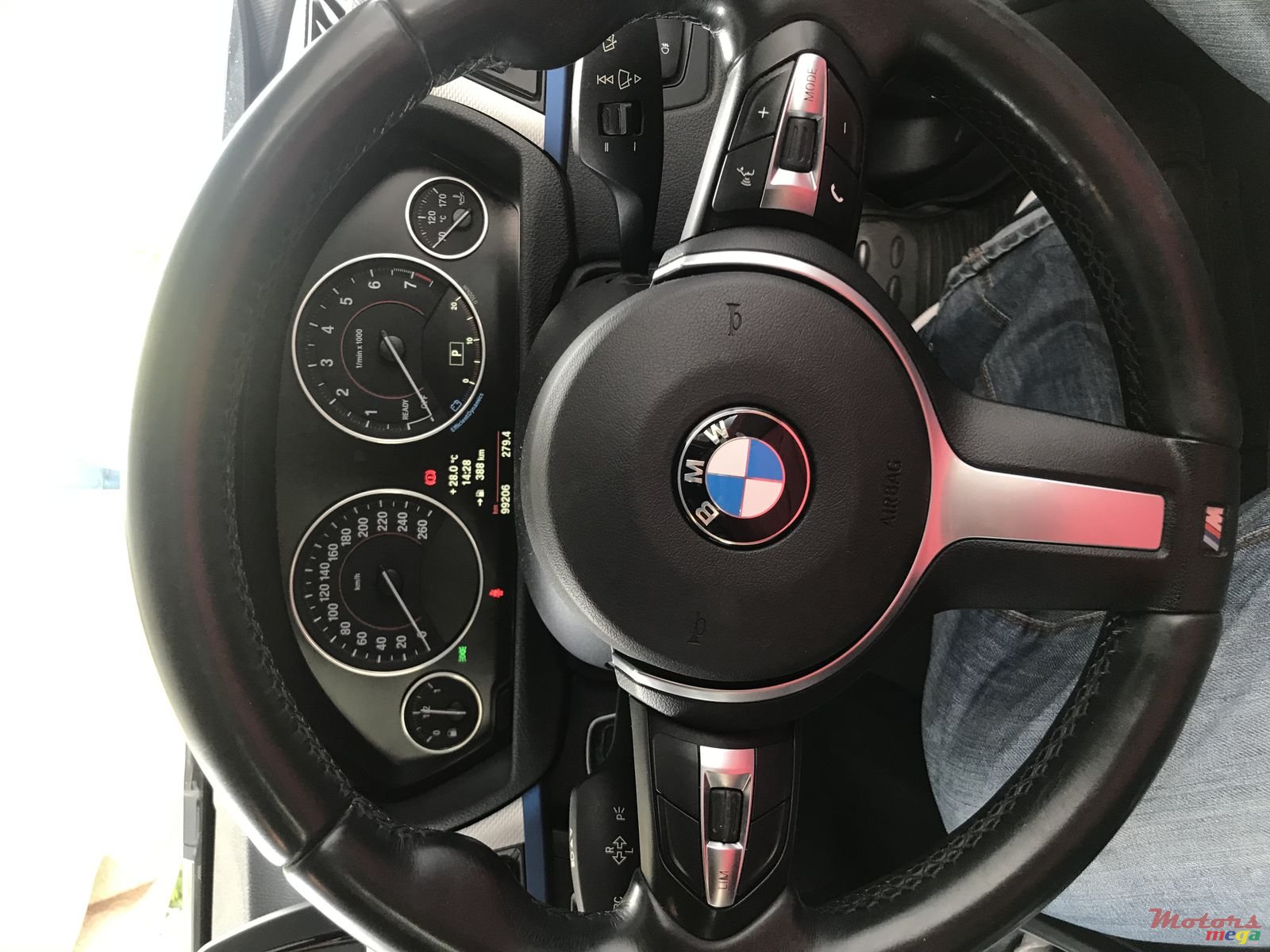 2014' BMW 3 Series Full m sports package photo #5