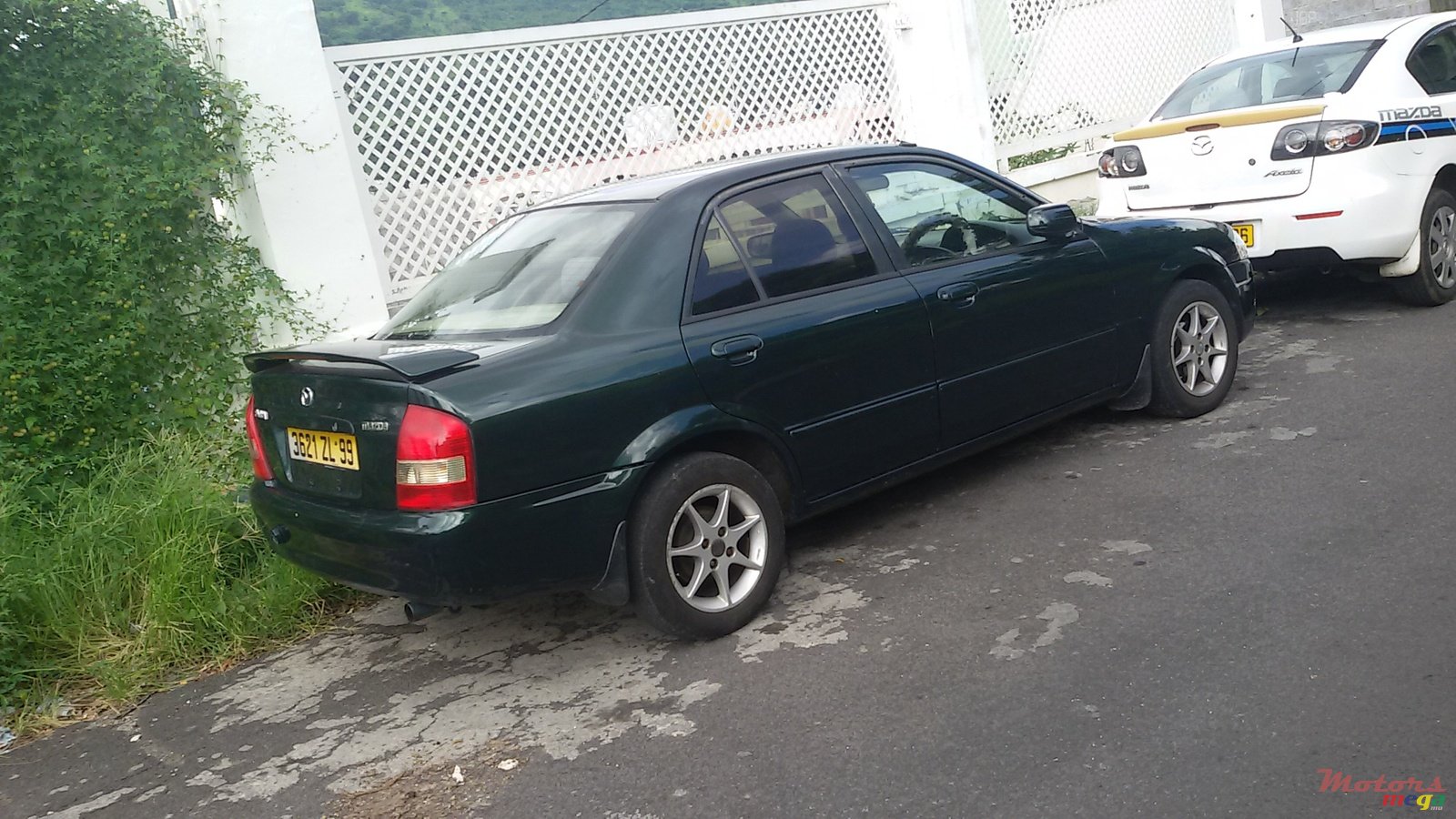 1999' Mazda Familia photo #1