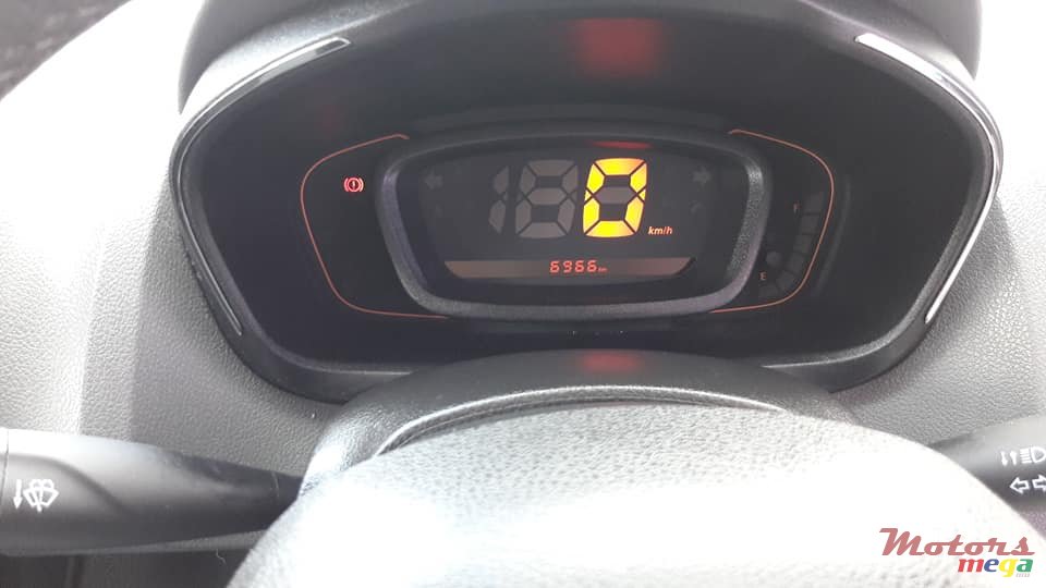 2017' Renault Clio kwid photo #4